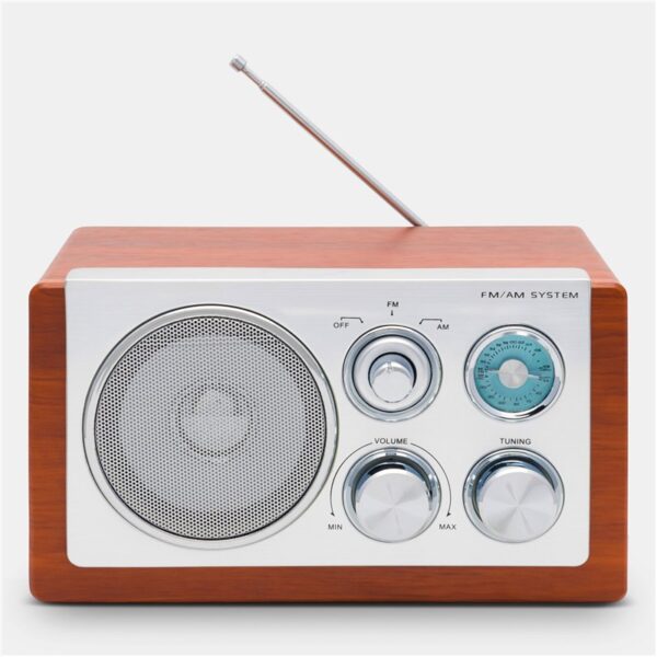 Adrian Puinen AMFM-radio logolla